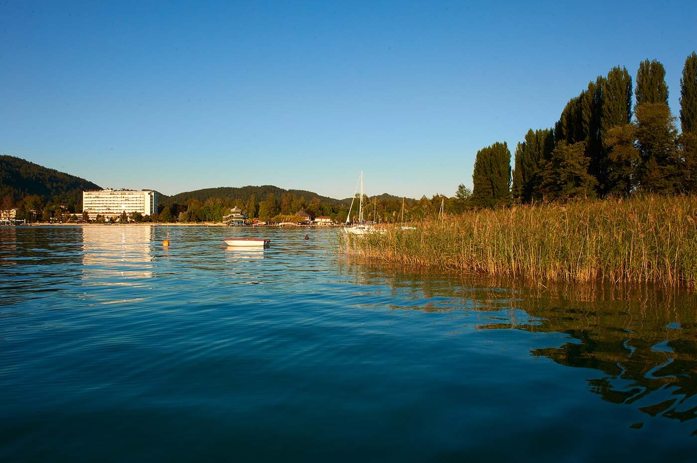 Herbstliche Idylle am  Wörthersee